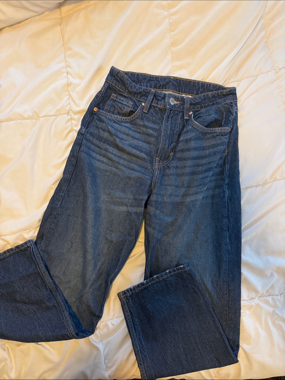 H&M super baggy, low rise jeans